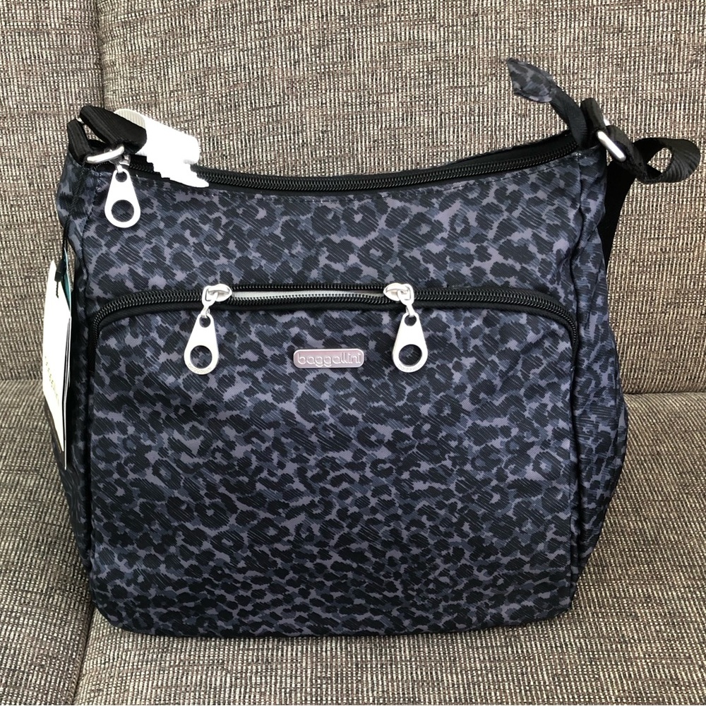 NWT Baggallini Joey Large Hobo Bag